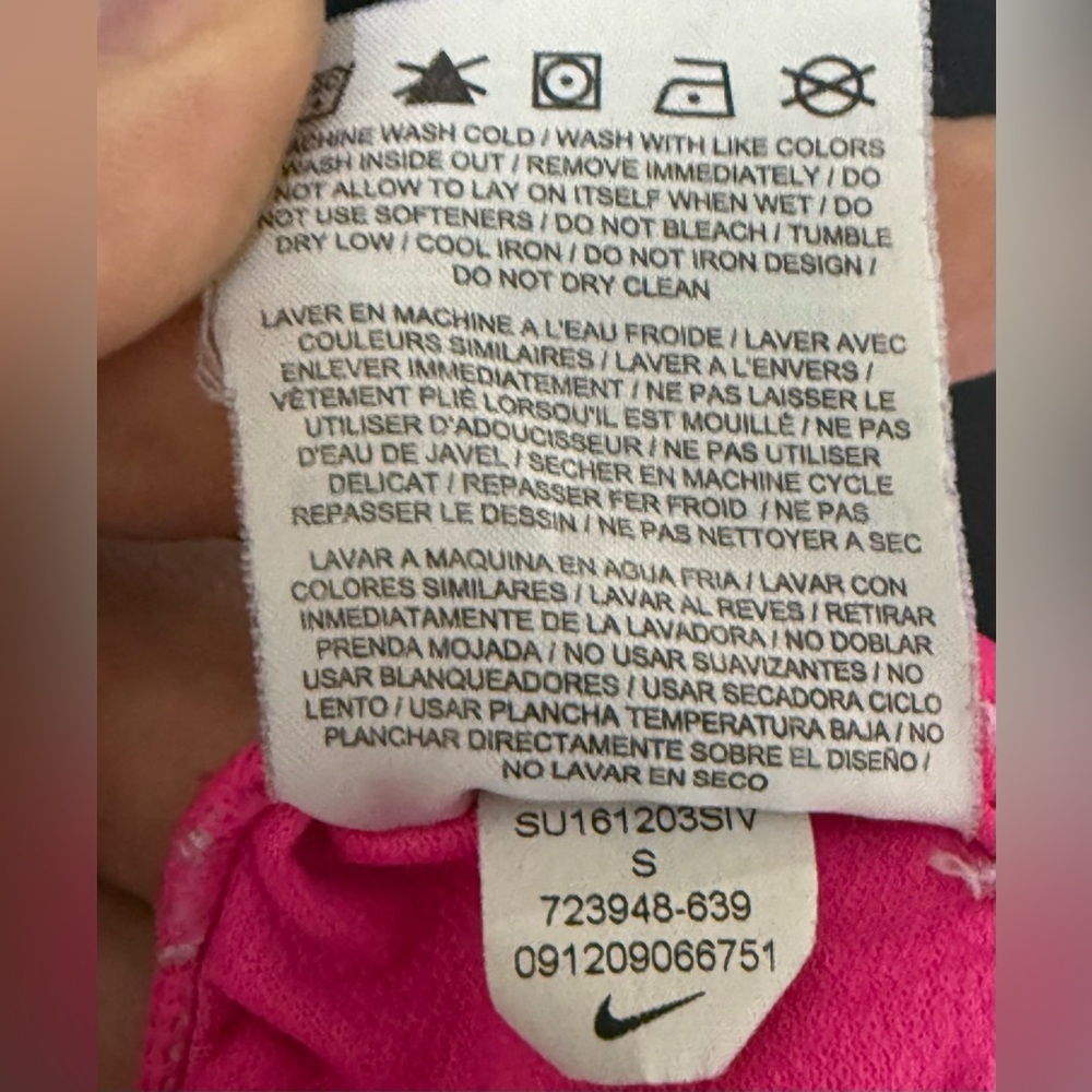 🪅Nike Hot Pink & Black Running Shorts - Picture 12 of 12